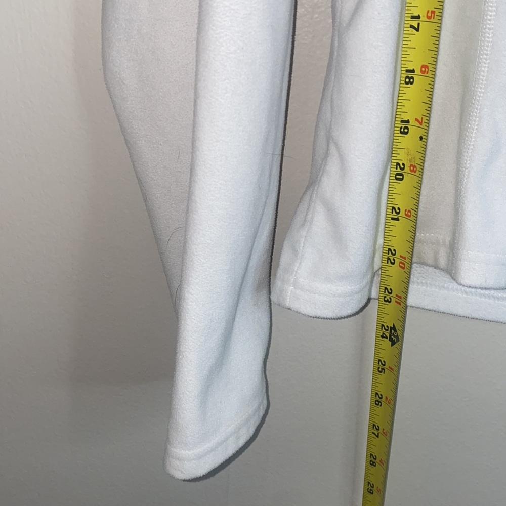 💋White North Face quarter zip polyester pullover! - Picture 5 of 8